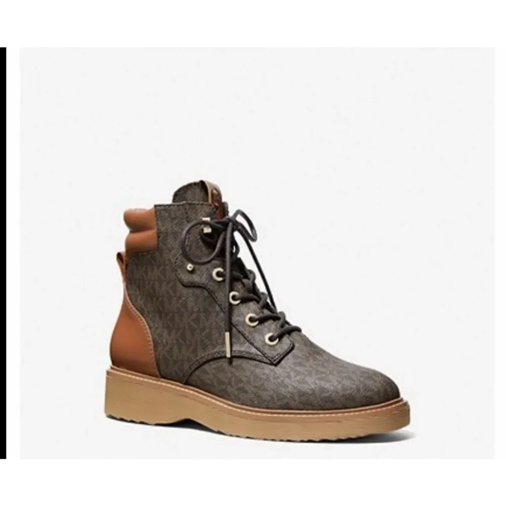‎Michael Kors Trudy Bootie size 6